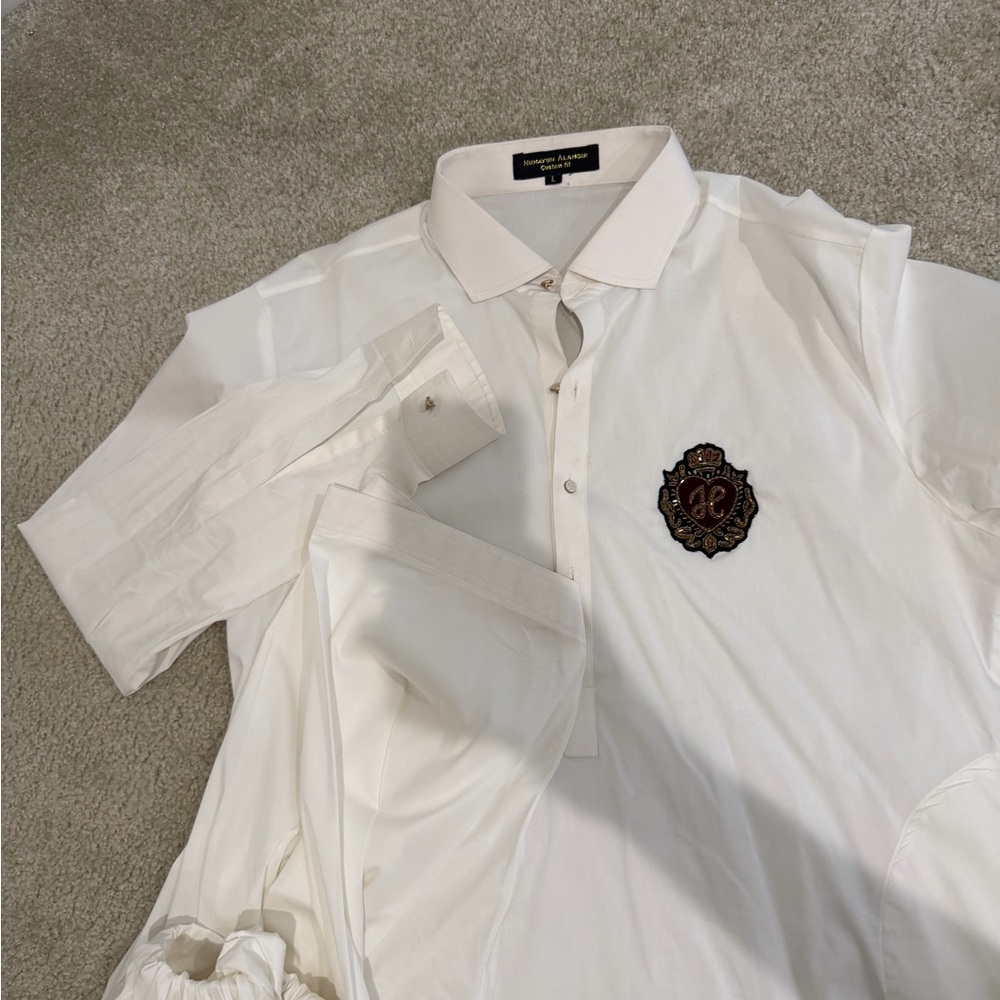 Classic White Men's Shalwar Kameez with Embroidered Crest